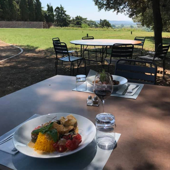 restaurant restaurant